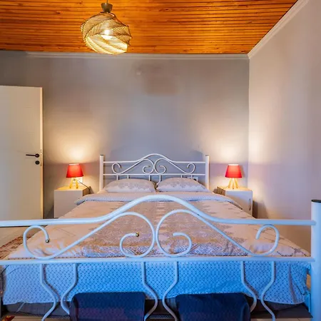 Nar Alacati Private Jacuzzi House *